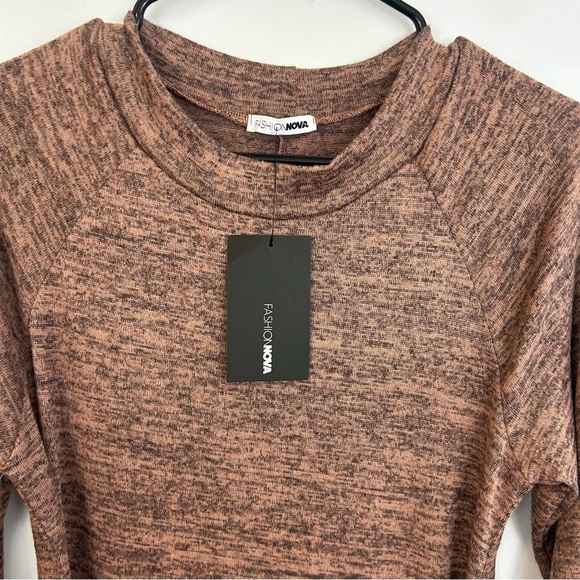 NWT Showy & Cozy Sweater Long Sleeve Tie Waist Maxi Dress Tan/Brown Size Small - Picture 6 of 13